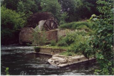 Alte Wassermühle, flußabwärts von Chartres